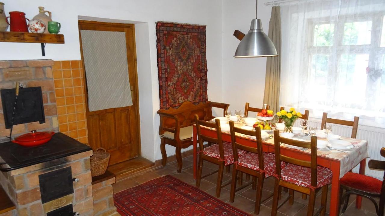 Padlaskincsek Muskatlis Vendeghaz Nagyborzsony Exterior photo
